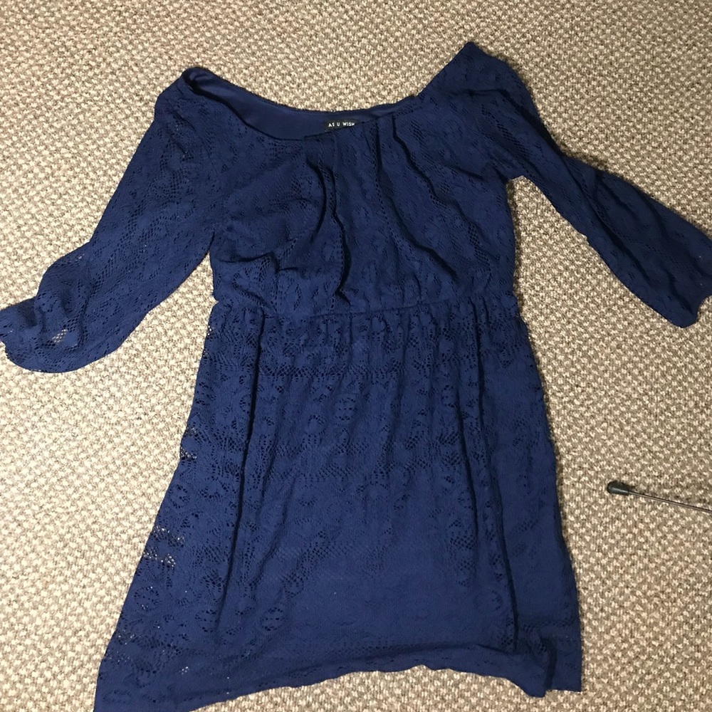 Long sleeve lace dress